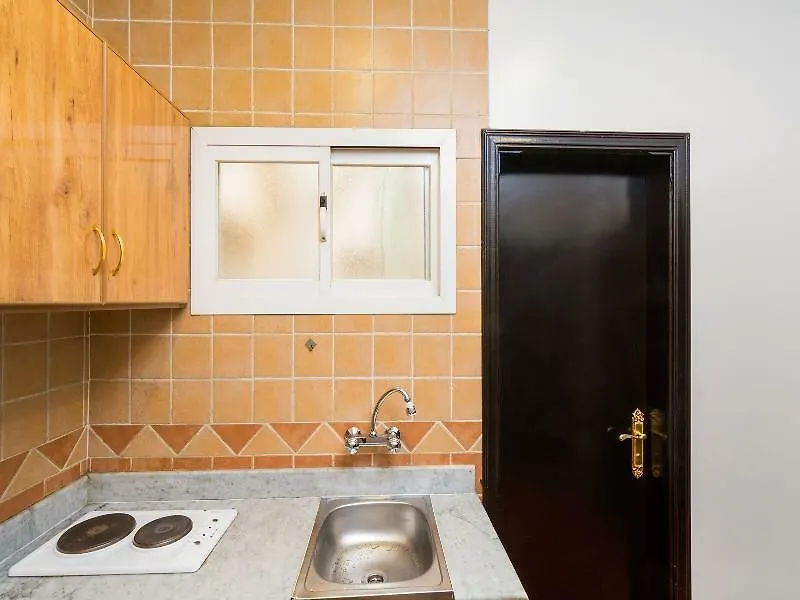 قصر الحمراء للأجنحة الفندقية Riyadh Aparthotel